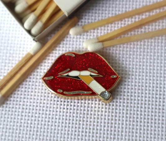 Hot Lips Needle Minder